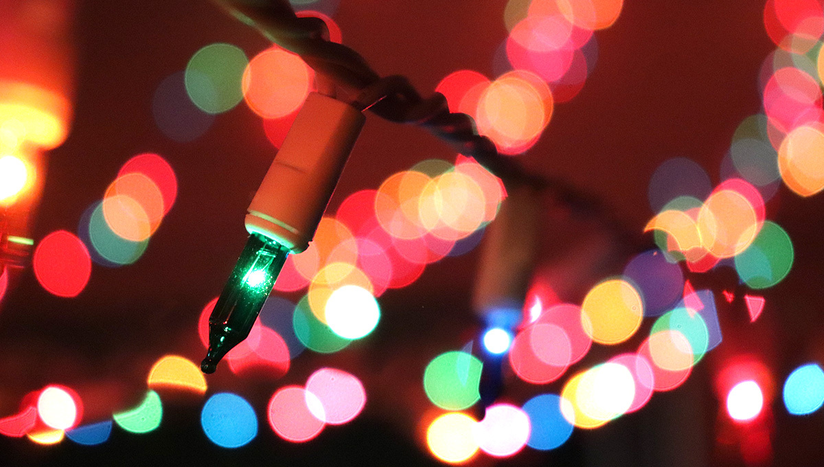 Christmas-lights-family-activity-blog